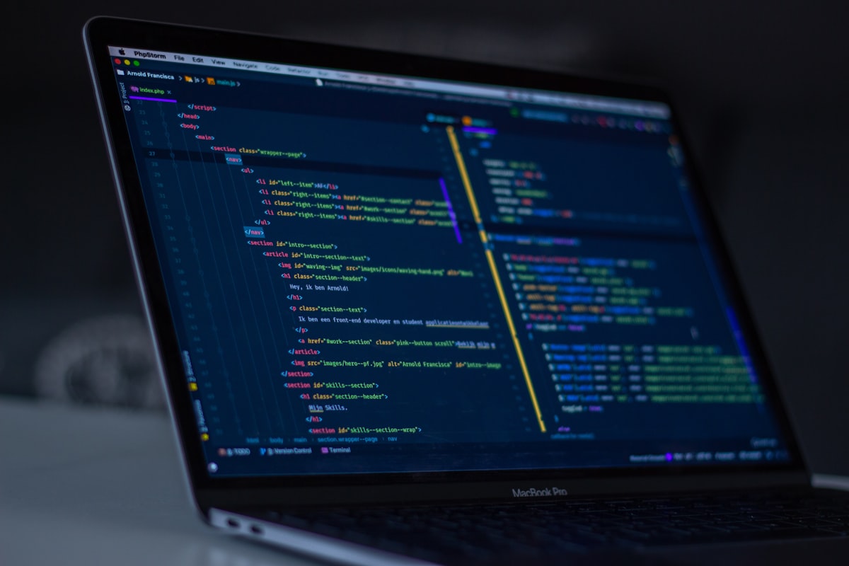 Clean code editor